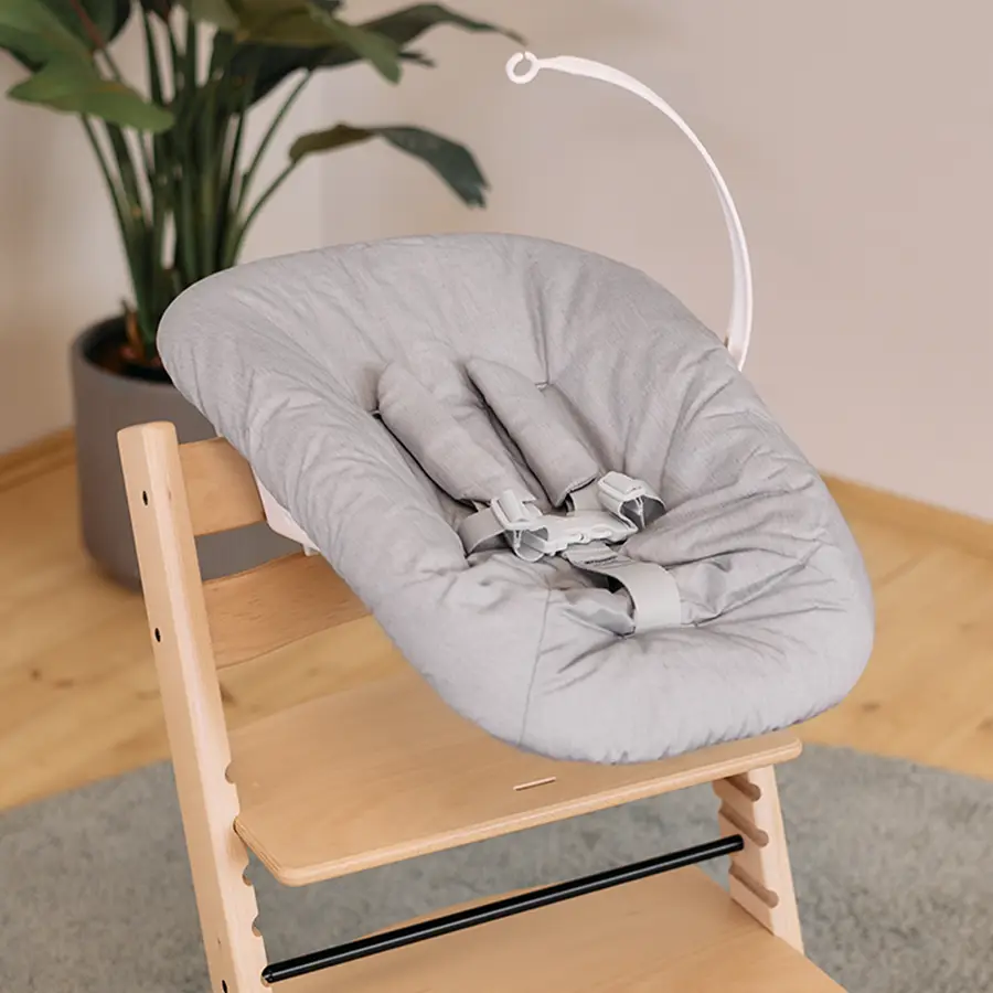 Hochstuhl-Newborn-Set-Vergleich-Stokke-TrippTrapp-03